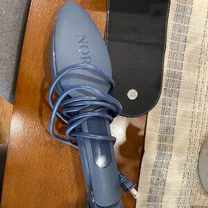 Nori Clothing Iron (Press and Steam)
